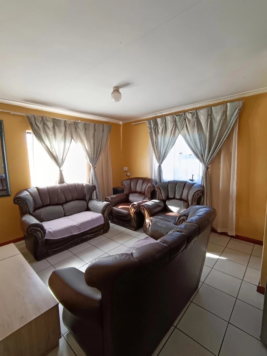3 Bedroom Property for Sale in Brentwood Park Western Cape
